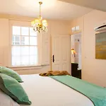 Porto Persona Guesthouse